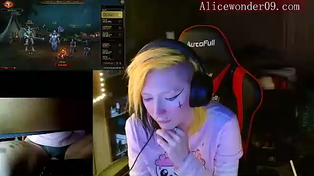 alicewonder09 online show from December 22, 2024, 4:06 am