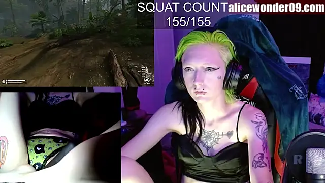 alicewonder09 online show from October 19, 2025, 4:57 am