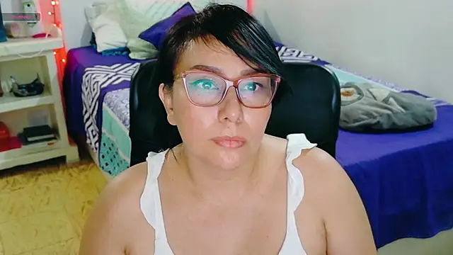 hottplay online show from March 5, 2026, 4:14 pm