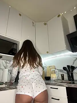 Snapshot of Lex_Love chatting on December 18, 2024, 7:08 pm Lex Love online show from December 18, 2024, 7:08 pm