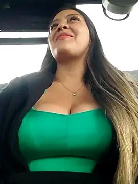 alana 69 online show from October 23, 2025, 8:07 pm