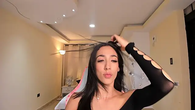 carleee winter online show from December 20, 2024, 4:09 am