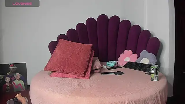 Snapshot of karla_ricochett chatting on July 15, 2026, 11:32 pm karla ricochett online show from July 15, 2026, 11:32 pm