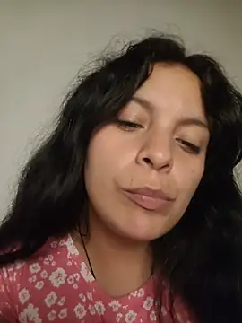 Snapshot of ZaraHoney chatting on October 11, 2025, 6:23 am ZaraHoney online show from October 11, 2025, 6:23 am