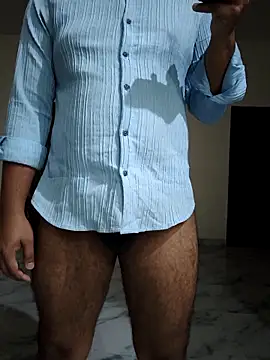 thebrownboi01 online show from November 13, 2025, 10:52 pm