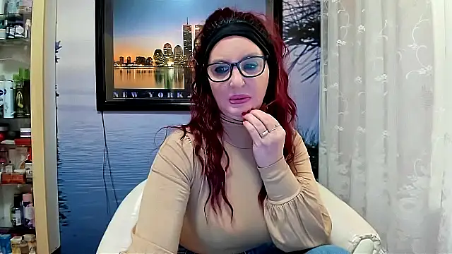 Snapshot of Mature4you44 chatting on March 4, 2025, 8:46 am Mature4you44 online show from March 4, 2025, 8:46 am