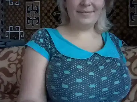 Diana Britt online show from December 3, 2024, 11:55 am