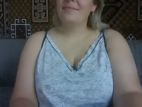 Diana Britt online show from September 13, 2025, 5:29 am