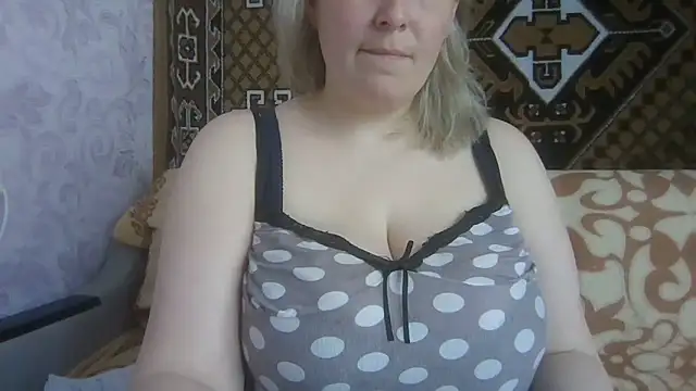Diana Britt online show from April 28, 2026, 6:40 am