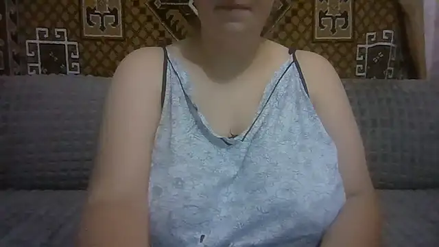 Diana Britt online show from July 3, 2026, 7:53 pm