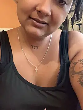 Madsion23 online show from October 6, 2025, 6:44 am