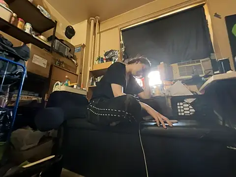 Snowbunnycake 131 online show from June 26, 2026, 7:51 pm