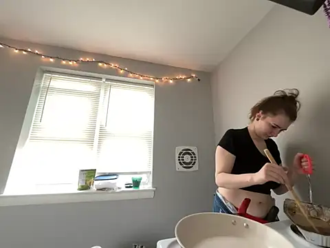Snowbunnycake 131 online show from July 18, 2026, 3:05 pm