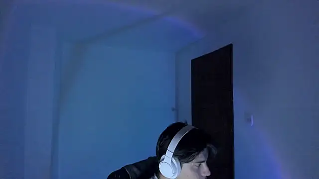 Giordano Russo online show from October 8, 2025, 10:40 pm