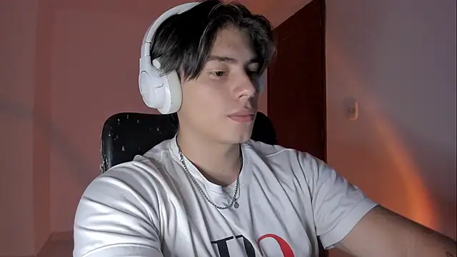 Giordano Russo online show from November 14, 2025, 12:53 am