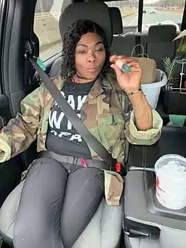 Snapshot of HaloRodeoLover2 chatting on March 6, 2026, 9:11 pm HaloRodeoLover2 online show from March 6, 2026, 9:11 pm