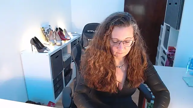 Snapshot of GeilesLuder75 chatting on March 5, 2025, 3:18 am GeilesLuder75 online show from March 5, 2025, 3:18 am