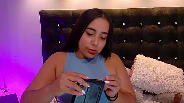 ValenScott1 online show from January 31, 2025, 7:29 pm