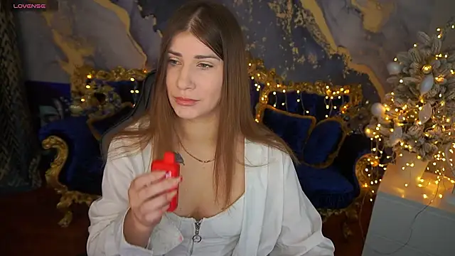 CassandraGood online show from February 3, 2026, 8:08 am