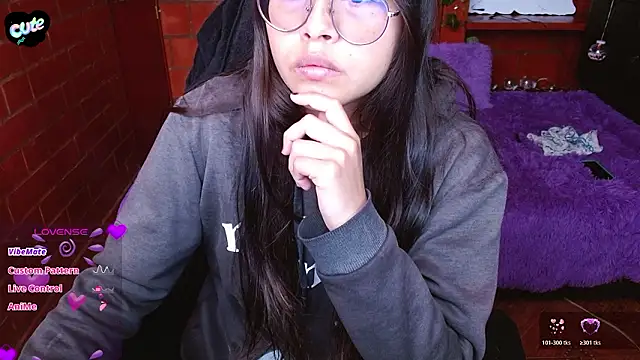 MidoriQuiinn online show from February 12, 2026, 2:23 pm