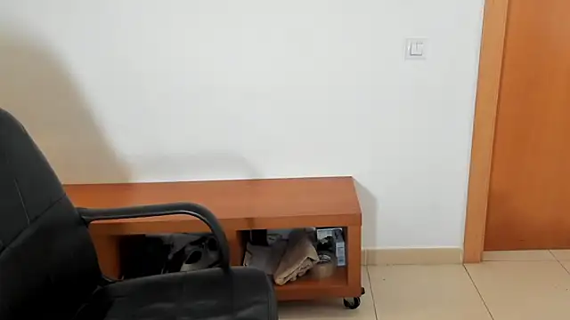 MariaMeir online show from December 4, 2025, 11:30 am