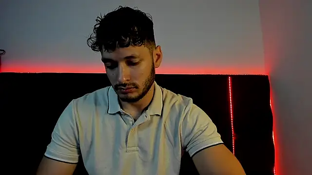 alejandro  2 online show from February 9, 2026, 3:49 pm