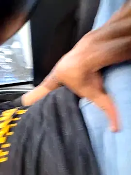 Eumanzor online show from February 20, 2026, 8:53 pm