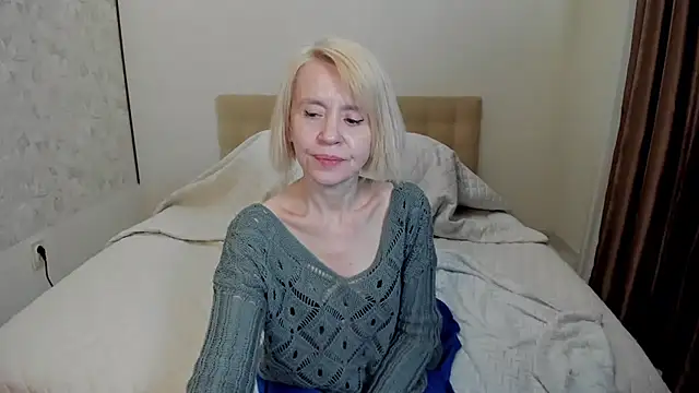 aminalive online show from February 25, 2025, 8:09 pm