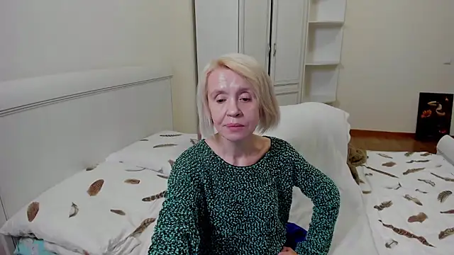 aminalive online show from October 11, 2025, 4:49 pm