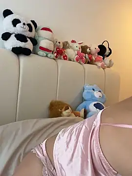 oriana zoeee online show from February 12, 2026, 9:54 pm