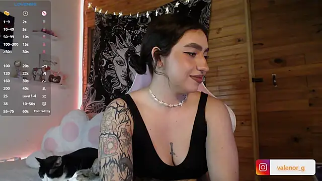 valenor  online show from February 27, 2025, 3:04 am