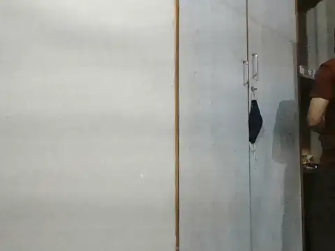 Snapshot of valyriansteel2 chatting on November 5, 2025, 11:32 am valyriansteel2 online show from November 5, 2025, 11:32 am