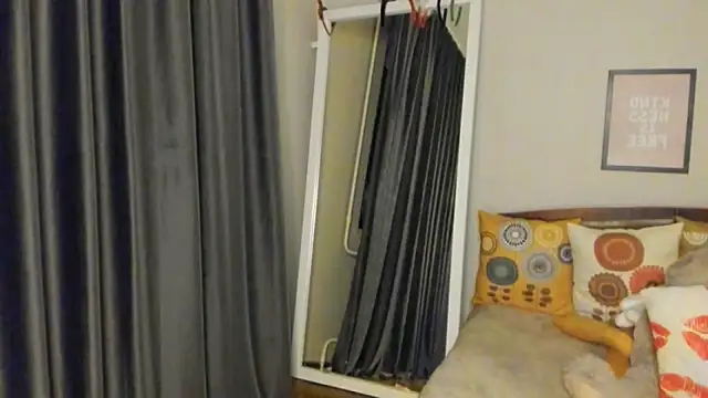 Stripchatlady online show from February 1, 2026, 3:32 pm