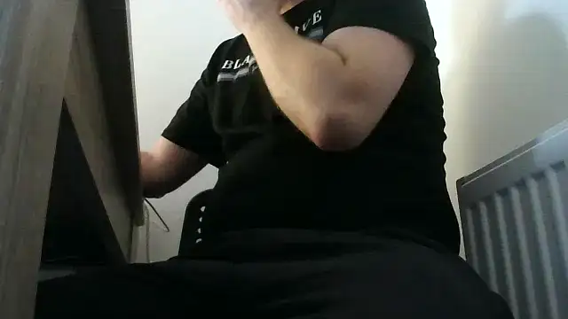 Snapshot of ScalicHat69 chatting on October 23, 2025, 8:46 am ScalicHat69 online show from October 23, 2025, 8:46 am