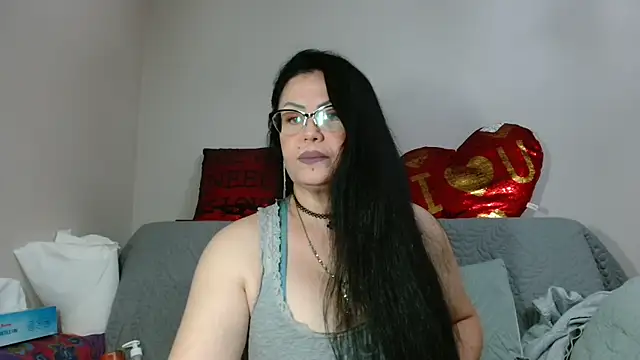 x  KHALEESI  x online show from October 22, 2025, 5:45 pm