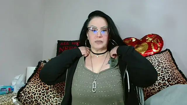 x  KHALEESI  x online show from February 7, 2026, 11:19 pm