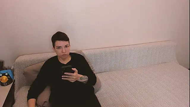 Snapshot of secret_dreams__ chatting on February 9, 2026, 2:21 pm secret dreams online show from February 9, 2026, 2:21 pm