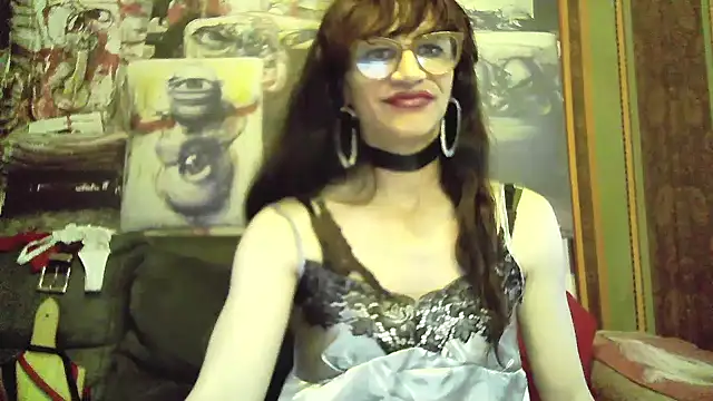 Snapshot of TheBlackWtch chatting on February 11, 2025, 1:10 am TheBlackWtch online show from February 11, 2025, 1:10 am