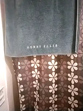 starplss online show from December 4, 2025, 7:11 pm