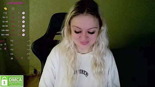 elven dreams  online show from February 28, 2025, 4:43 am