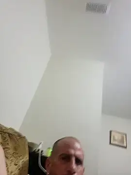 Snapshot of mrbonex41 chatting on January 13, 2025, 2:39 am mrbonex41 online show from January 13, 2025, 2:39 am