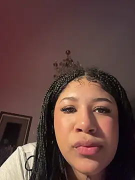 IamSashaLuv online show from April 9, 2026, 10:48 pm