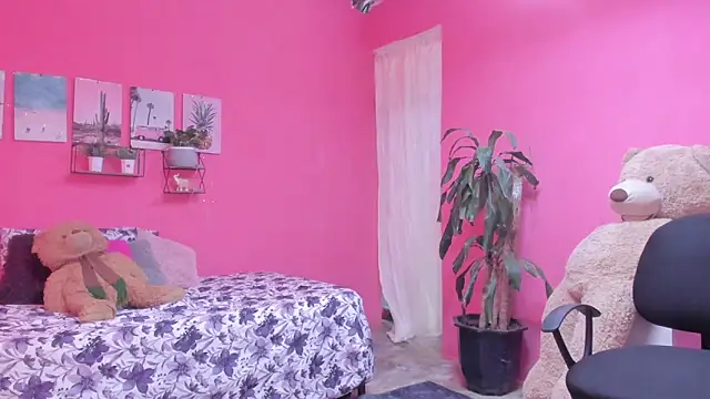 Snapshot of Emma_lean chatting on December 3, 2024, 4:28 pm Emma lean online show from December 3, 2024, 4:28 pm