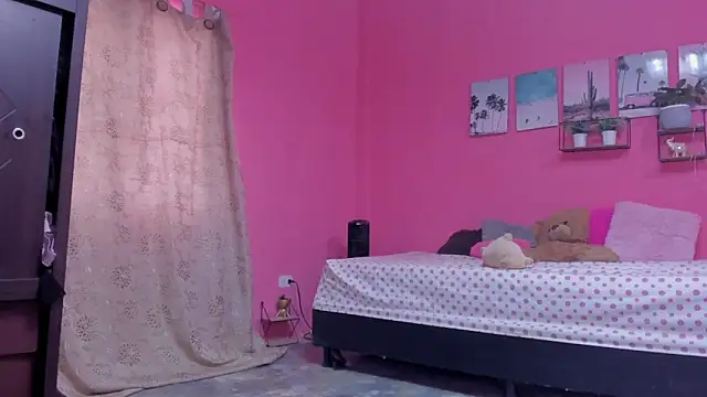 Snapshot of Emma_lean chatting on February 4, 2025, 1:27 pm Emma lean online show from February 4, 2025, 1:27 pm