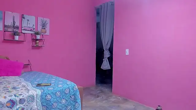 Snapshot of Emma_lean chatting on February 19, 2025, 12:11 pm Emma lean online show from February 19, 2025, 12:11 pm