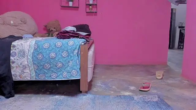 Snapshot of Emma_lean chatting on March 12, 2025, 3:18 pm Emma lean online show from March 12, 2025, 3:18 pm