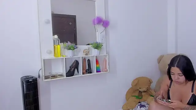 Snapshot of Emma_lean chatting on October 9, 2025, 11:30 am Emma lean online show from October 9, 2025, 11:30 am