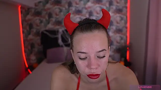 Sexy Ira online show from October 31, 2025, 7:42 am