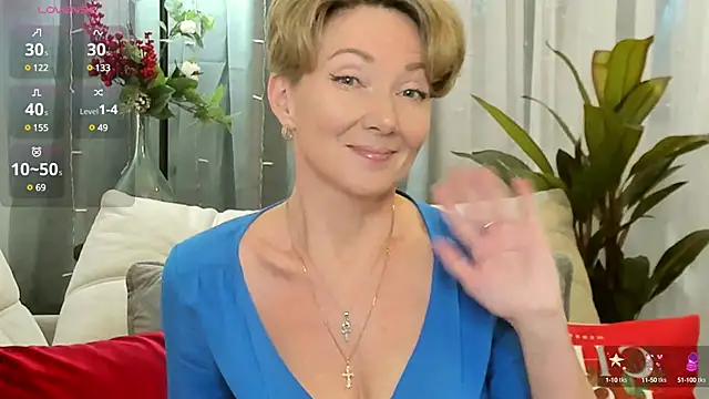 AkexandraFix online show from December 13, 2024, 12:50 pm