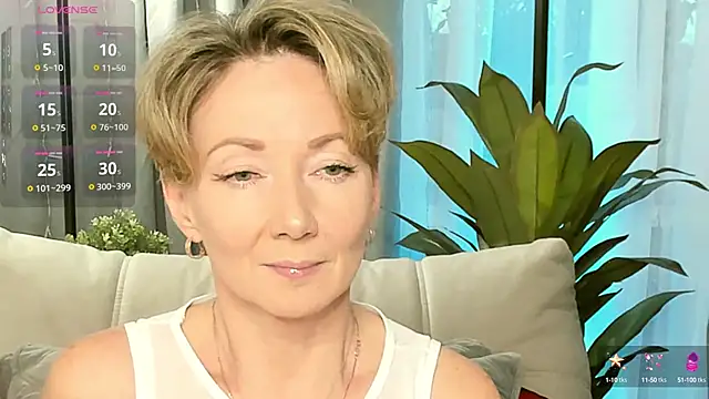 AkexandraFix online show from January 23, 2025, 12:52 pm